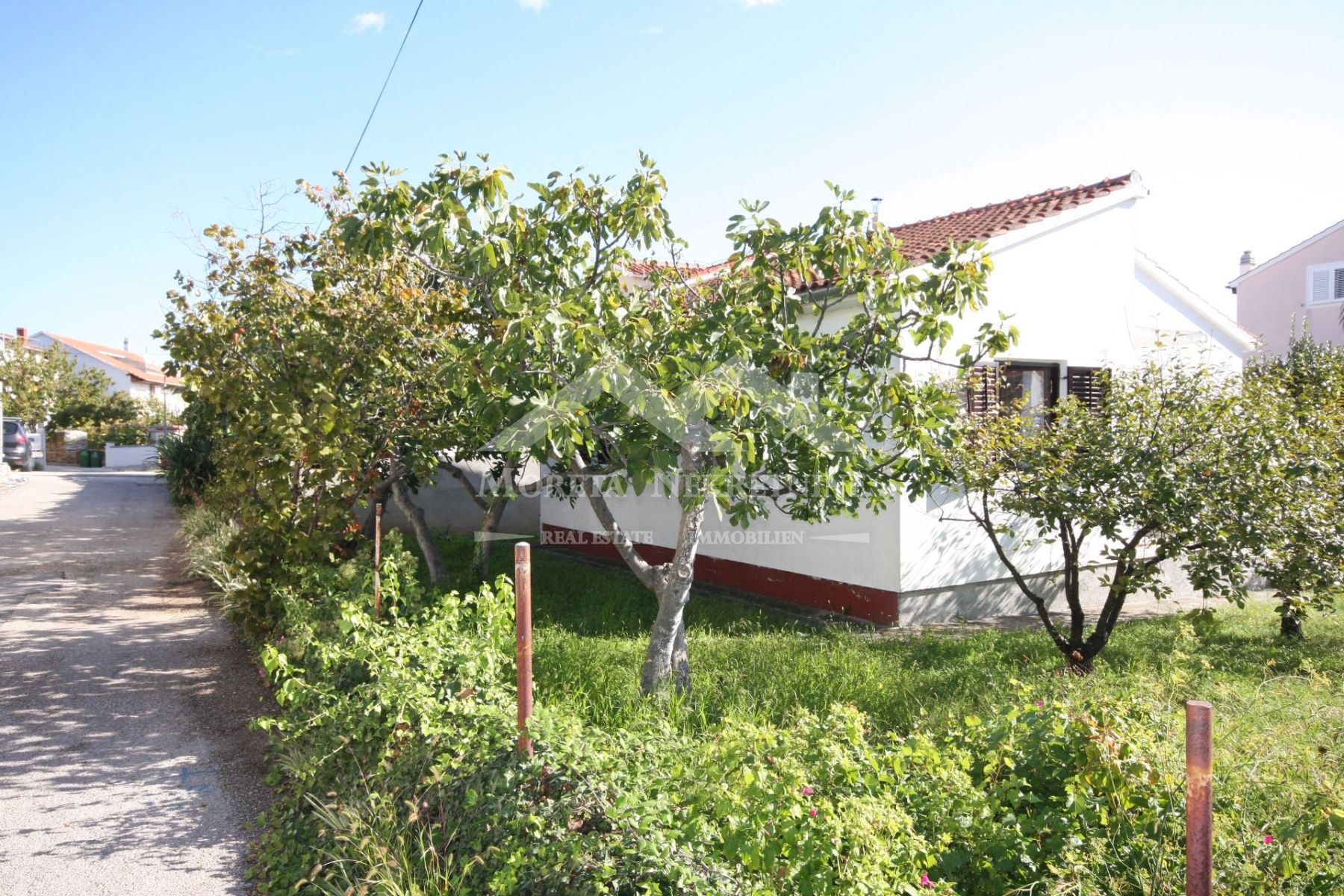 Vodice Schones Einfamilienhaus Mit Garten Haus