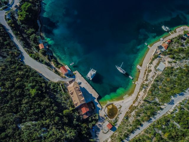 Unique house for multiple tourist purposes with its own waterfront, near Dubrovnik