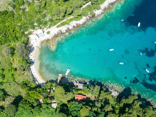 Šarmantna kuća za odmor s velikom okućnicom/ KOLOČEP/DUBROVNIK