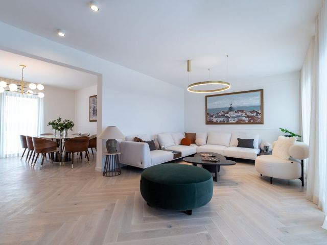 Sale of a house with luxury apartments near centre of Dubrovnik