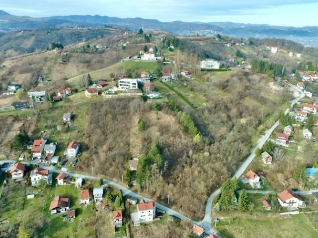 Prodaja zemljišta u Svetoj Nedjelji s prekrasnim pogledom