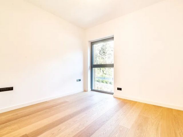 Prodaja stana na  Ribnjaku, Gold Residence, 143 m2