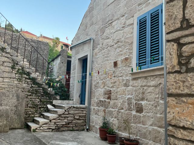 Sale of a renovated stone house in a great location, Korčula