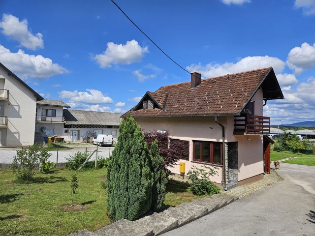 House Pojatno, Zaprešić - Okolica, Gupčeva, 135m2