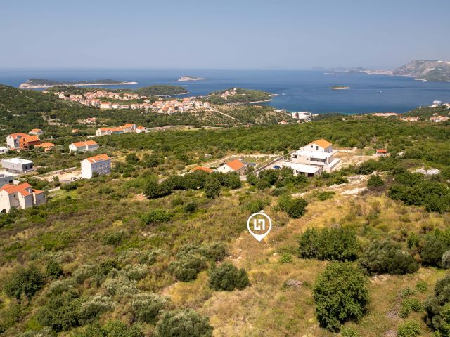 Sale of an attractive land plot in Zvekovica, near Dubrovnik