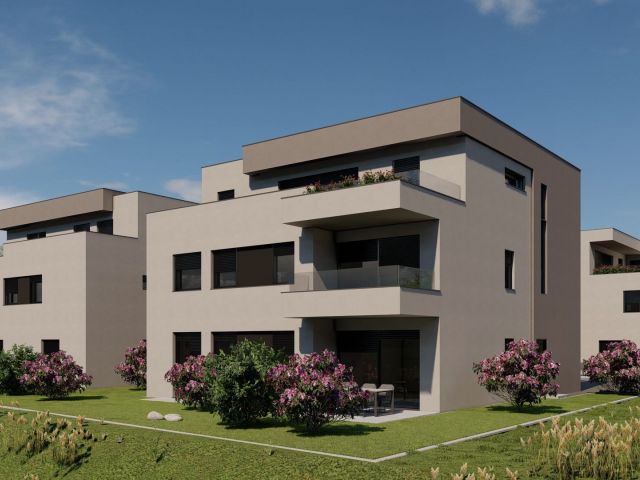 Flat Centar, Velika Gorica, Avenija Pavla Ivana Pape II, 150m2