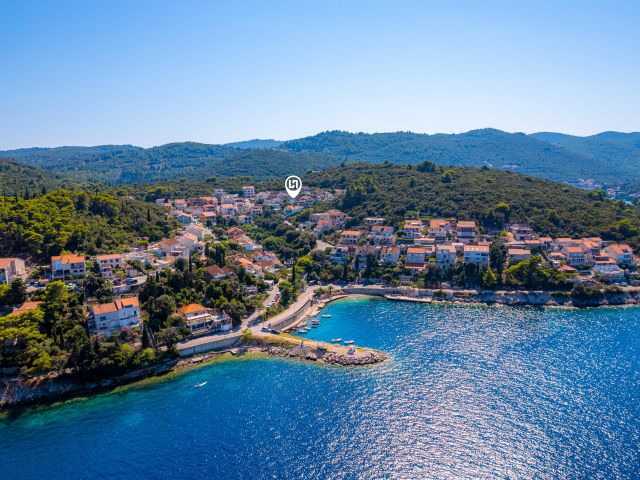 Prodaje se stan u Korčuli