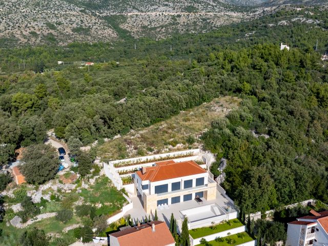 Sale of attractive land with a view of the sea, Slano, Surroundings of Dubrovnik